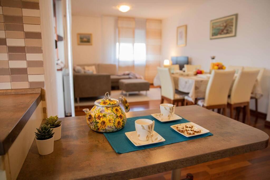 Sunny Day -Arena Zagreb , 2 Bathrooms, 102M², Екстер'єр фото