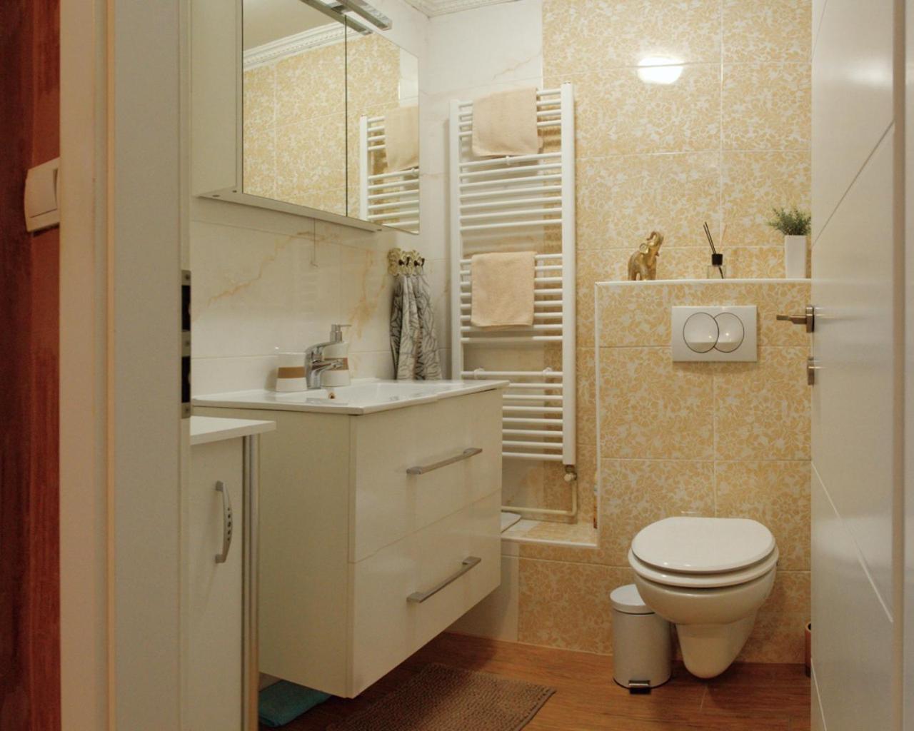 Sunny Day -Arena Zagreb , 2 Bathrooms, 102M², Номер фото